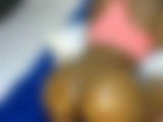 Live cam show with Judy-The-Booty - Ebony Blowjob on CamSextacy