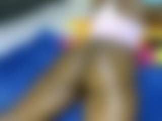 Live cam show with Judy-The-Booty - Smoking on camwithhim.com