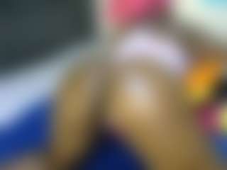 Judy-The-Booty's Live Sex Cam Show