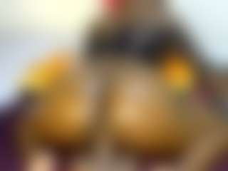 Live cam show with Judy-The-Booty - Ebony Squirt on StripNow