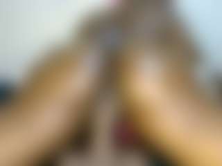 Judy-The-Booty's Live Sex Cam Show