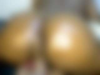 Judy-The-Booty's Live Sex Cam Show