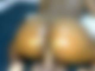 Judy-The-Booty's Live Sex Cam Show