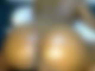 Judy-The-Booty's Live Sex Cam Show