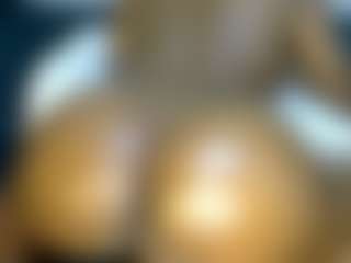 Judy-The-Booty's Live Sex Cam Show