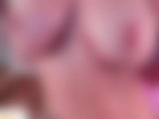 KaoriAnya1's Live Sex Cam Show