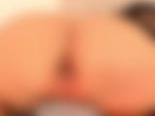 Live cam show with kimberlin-cam44 - Moaning on luckytryst.com