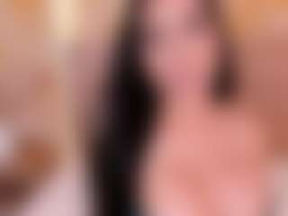 Live cam show with kimberlin-cam44 - Tittyfuck on SinfulBabes