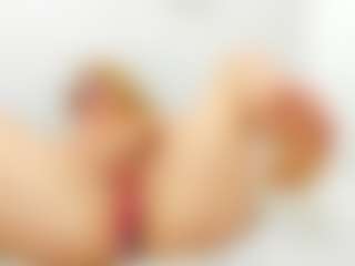 Live cam show with Maddy-Cartter - Blonde Hair MILF on Dare Cams