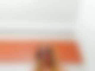 Maddy-Cartter MILF webcam performer live streaming