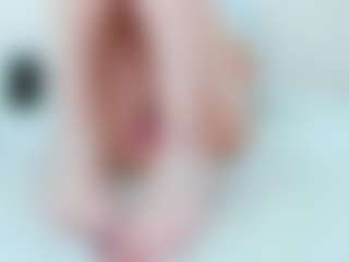 Maddy-Cartter MILF webcam performer live streaming