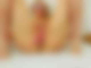 Live cam show with Maddy-Cartter - Wet on Camsoda
