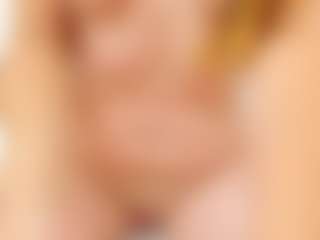 Live cam show with Maddy-Cartter - Fingering White on xplaylive.com | colombia