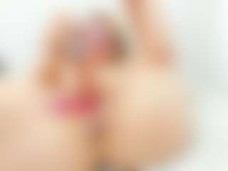Live cam show with Maddy-Cartter - Sexwebcam Blonde Hair on StripNow