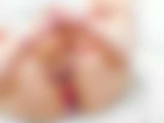 Live cam show with Maddy-Cartter - Spank Blonde Hair on Dolls Live