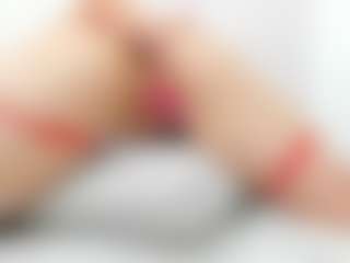 Live cam show with Maddy-Cartter - Blonde Hair Middle Aged on ObeyMaria