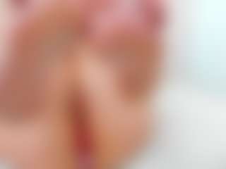 Live cam show with Maddy-Cartter - Fingering MILF on Camsoda