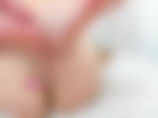 Live cam show with Maddy-Cartter - Squirt Blonde Hair on AdultVida.com