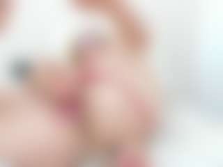 Live cam show with Maddy-Cartter - Flashing on infinitiblacc.com