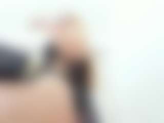 Live cam show with Maddy-Cartter - Asshole Blonde Hair on Camsoda