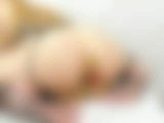 Live cam show with Maddy-Cartter - Blonde Hair on Milfs Live