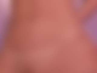 Live cam show with CelestePalmer - Average on Milfs Live
