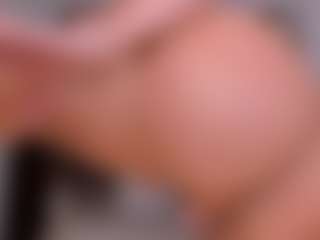 Live cam show with CelestePalmer - Deepthroat on Camsoda