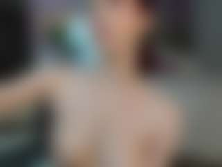 Live-Cam-Show mit Emily - Big Tits auf Camsoda