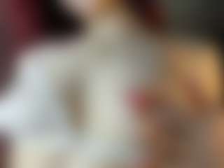 Live cam show with Emily - Fingers on AdultVida.com