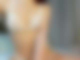 Live cam show with Emily - Oil on studioflirtlive.com