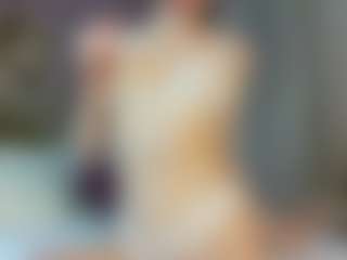 Live cam show with Emily - Petite on alttransgirls