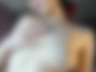 Live cam show with Emily - Hot on UwU Esports