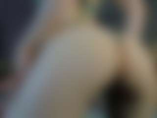 Live cam show with Emily - Striptease on Soda Cam