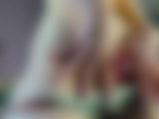 Live cam show with Emily - Big Ass on Fling VIP Chat