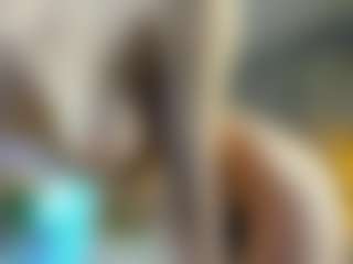Live cam show with Emily - Fingering on makecum.org