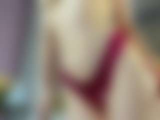 Live cam show with Emily - Oil on Camsoda