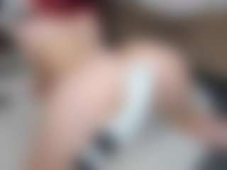 Live cam show with Emily - Striptease Young Adult on StripNow