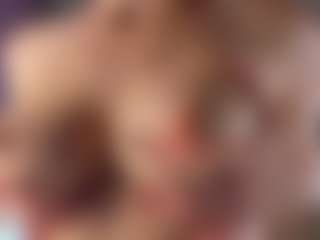 Live cam show with Emily - Brown Hair Teen (18+) on sexylive.show