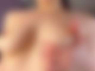 Live cam show with Emily - Big Tits Brown Hair on Nude Live Now