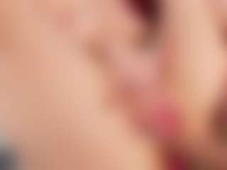 Live cam show with Emily - Drinking on Dolls Live