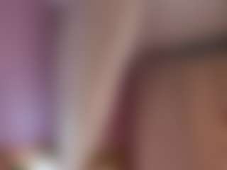 Live cam show with Emily - Amateur on Camming Site