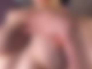 Live cam show with Emily - Young Adult on madthumbs