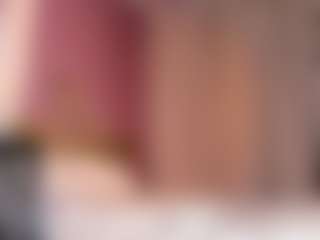 Live cam show with Emily - Oil on Camsoda