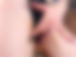 Live cam show with Emily - Oil on CamClone