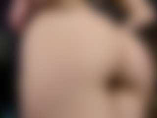 Live cam show with Emily - Petite on ObeyMaria