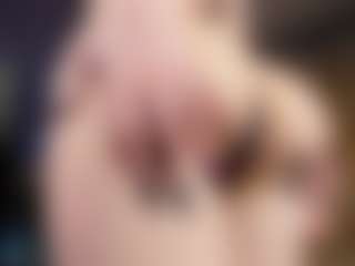 Live cam show with Emily - Oil on CamSodaAdn