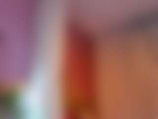 Show de cam en vivo con Emily - Full Nudity en Camsoda