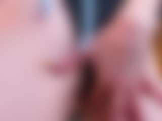Live cam show with Emily - Amateur on CamClone