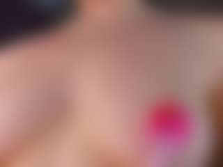 Live cam show with Emily - Natural on camwithhim.com
