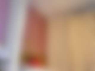 Live cam show with Emily - Oil on nudelive.tv